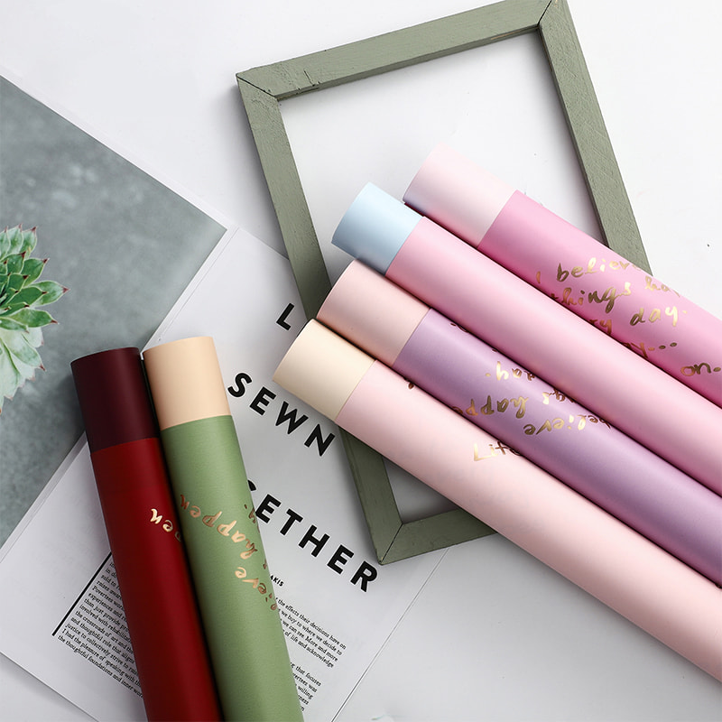 MYHC-26 Enkelzijdig goudgestikt inpakpapier met koeienhuidbloemen in Engelse decoratie