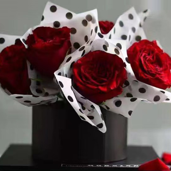 MYHC-58 Inpakpapier van katoenen bloemen met stippenlijn