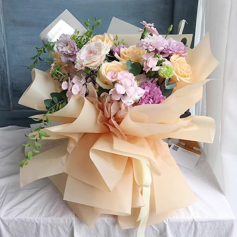Mat effen kleur doorschijnend bloemeninpakpapier