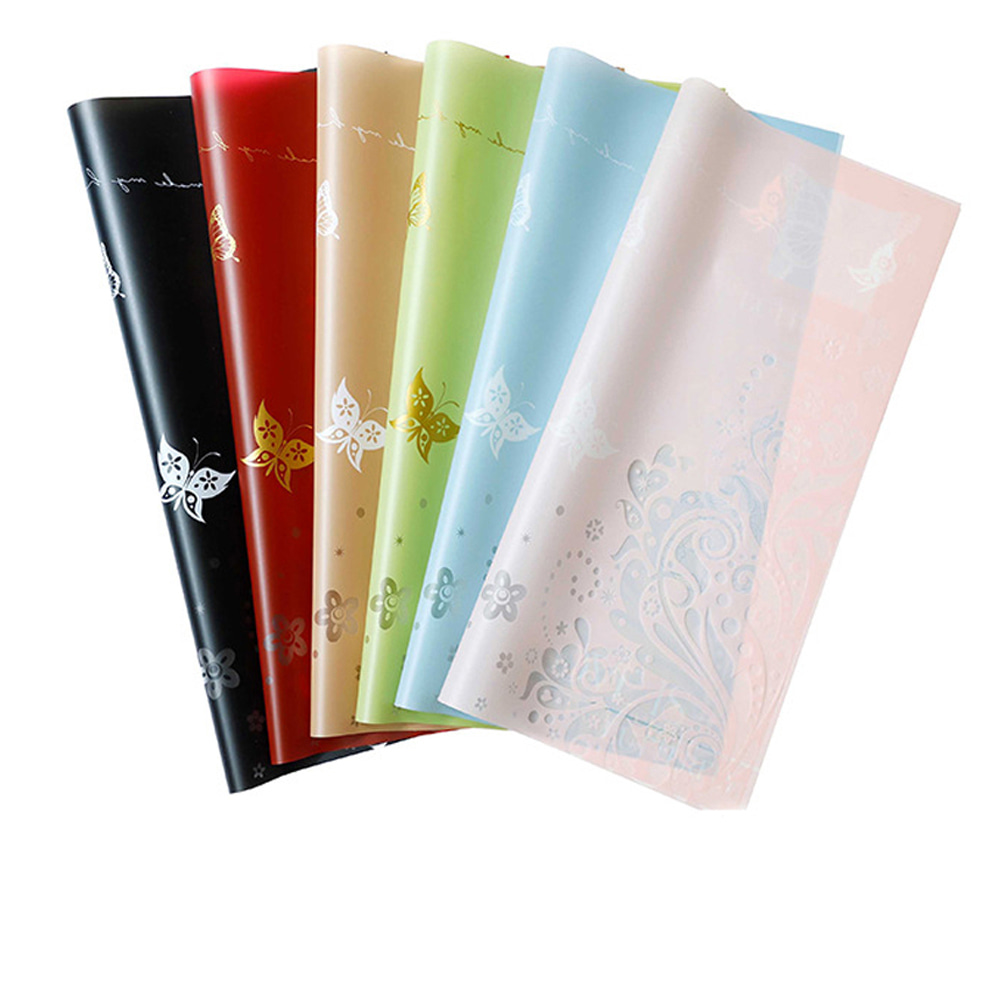 Waterdichte boeketverpakking Nossa-papier met enkelzijdige coating uitgehold vlinderprintontwerp