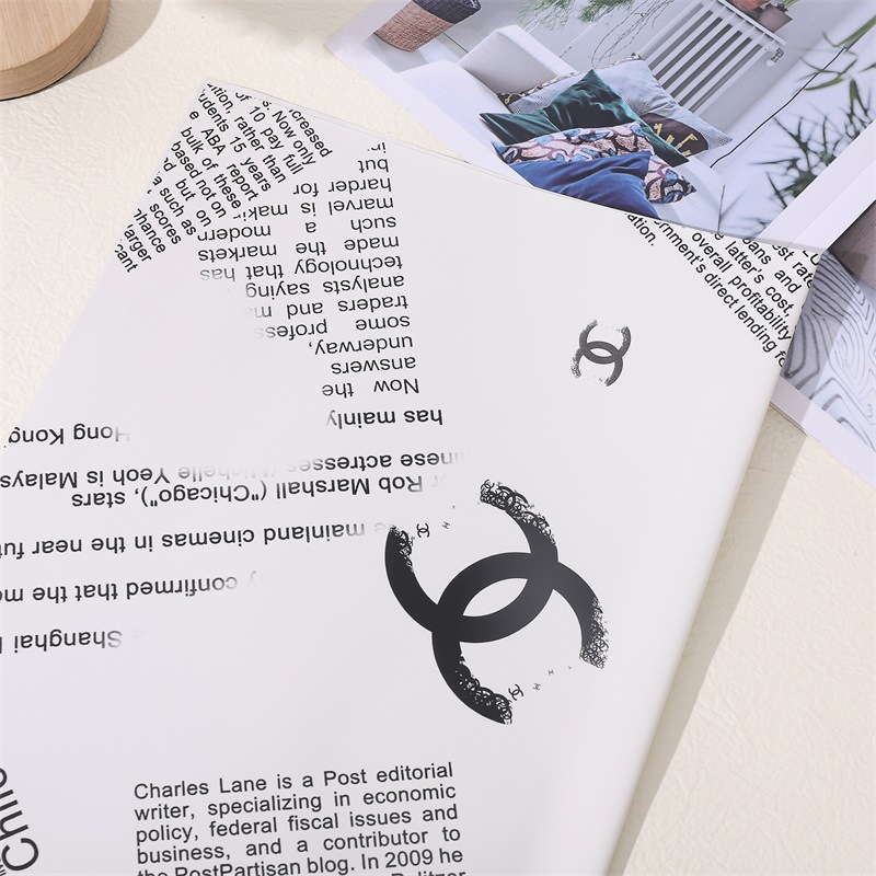Inpakpapier van het merk Chanel