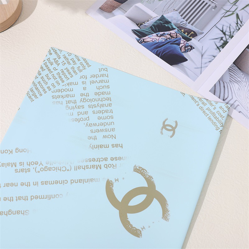 Inpakpapier van het merk Chanel