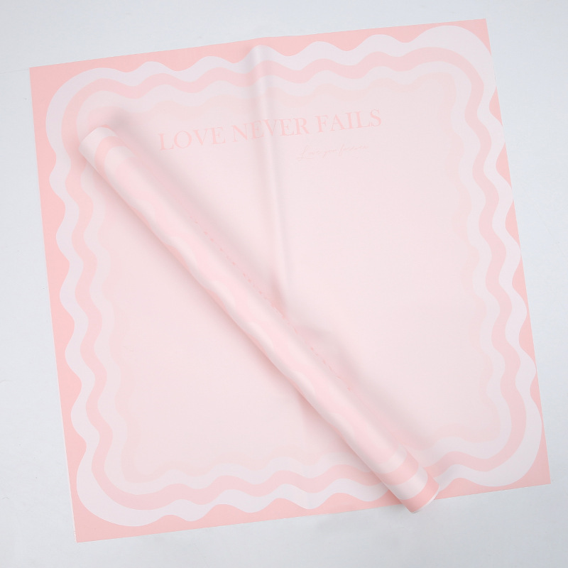 Stevig bloemeninpakpapier met golvende rand