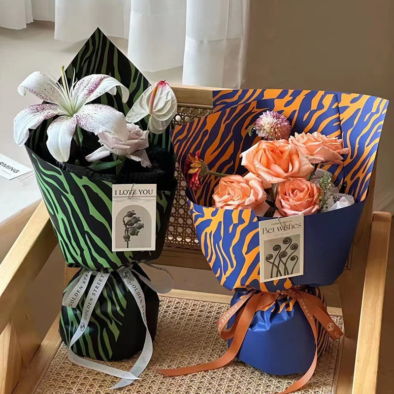 Zebraprint zeskleurig bloemeninpakpapier