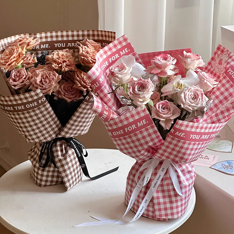 Inpakpapier met geruite veerbloemen