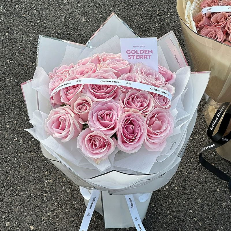 Zilverion waterglanzend inpakpapier voor bloemen