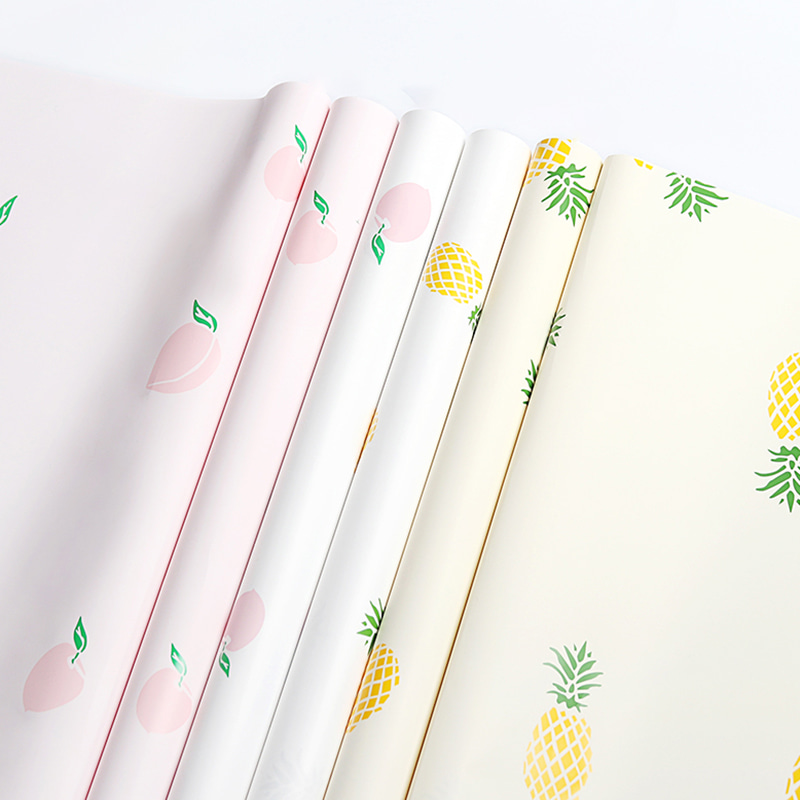 Eenvoudig inpakpapier met fruitpatroonboeket